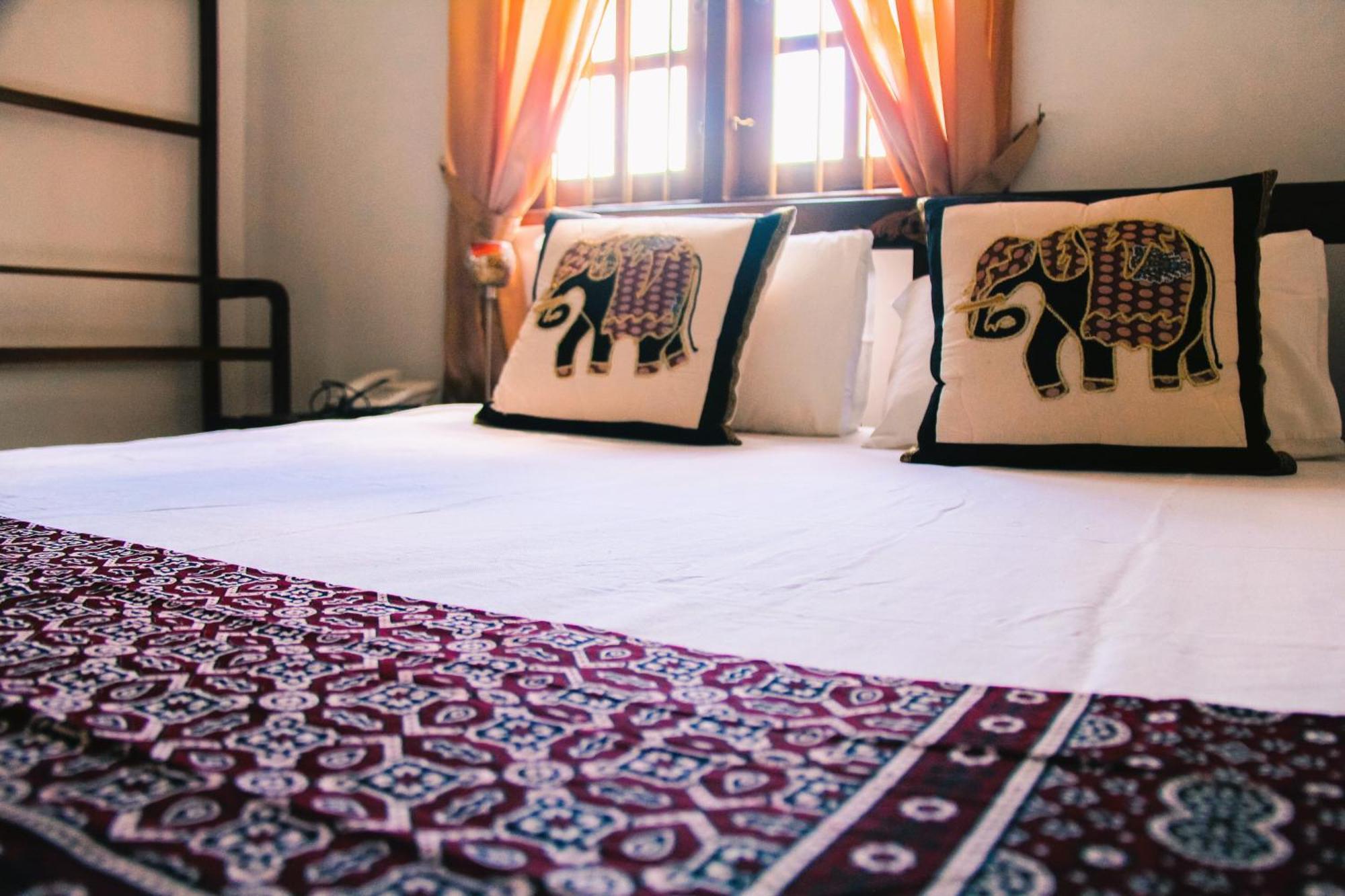 Muduna Walawwa Resort Kandy Exterior photo